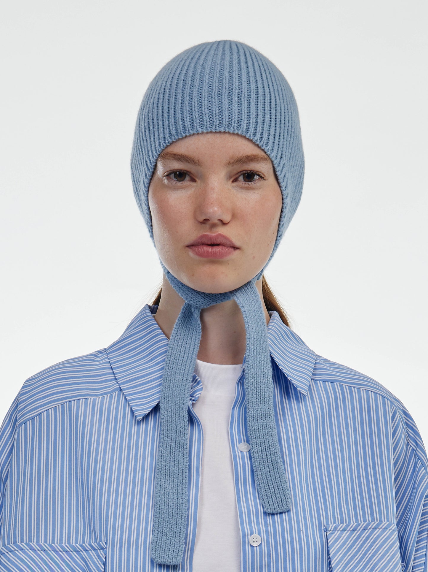 Soft Wool Tied Bonnet Hat - Soft Blue