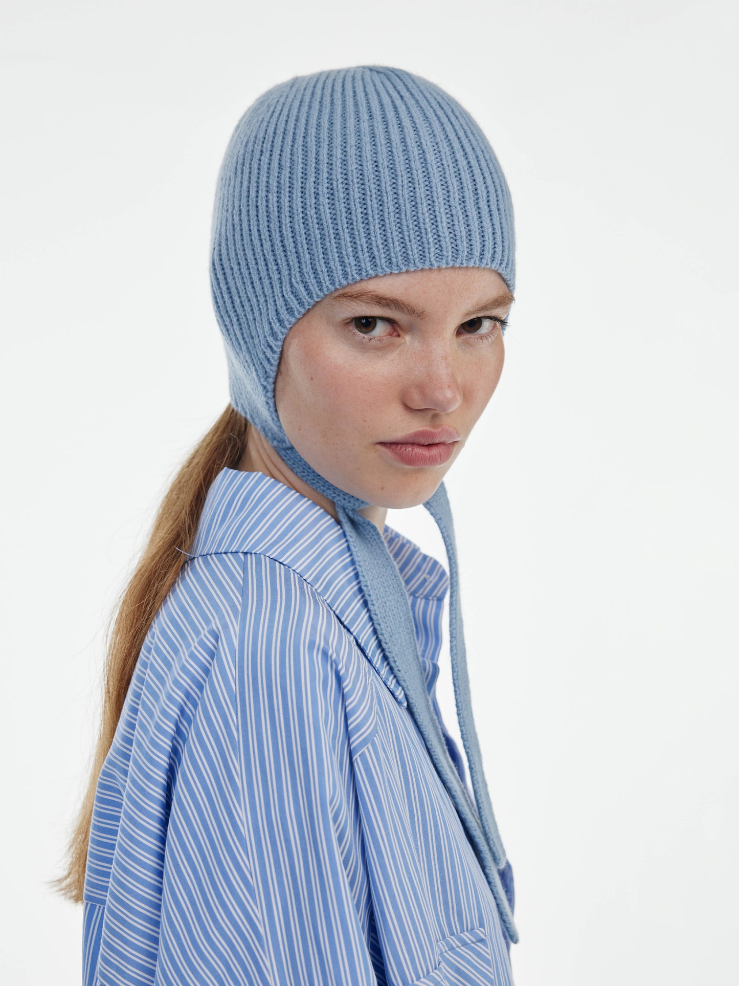 Soft Wool Tied Bonnet Hat - Soft Blue