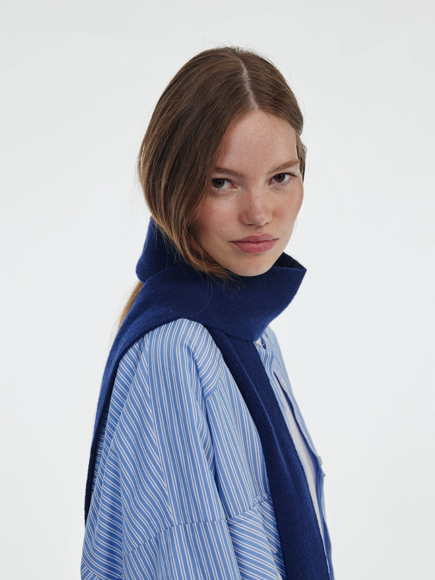 Mini Soft Wool Scarf - Navy