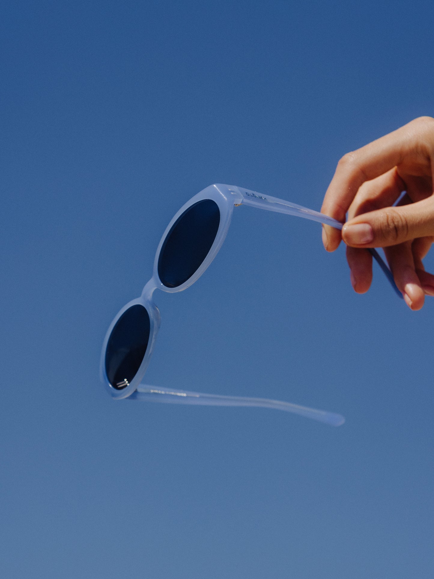 IOLLA x CLÒIMH Sunglasses Frame 002 - Ice Blue