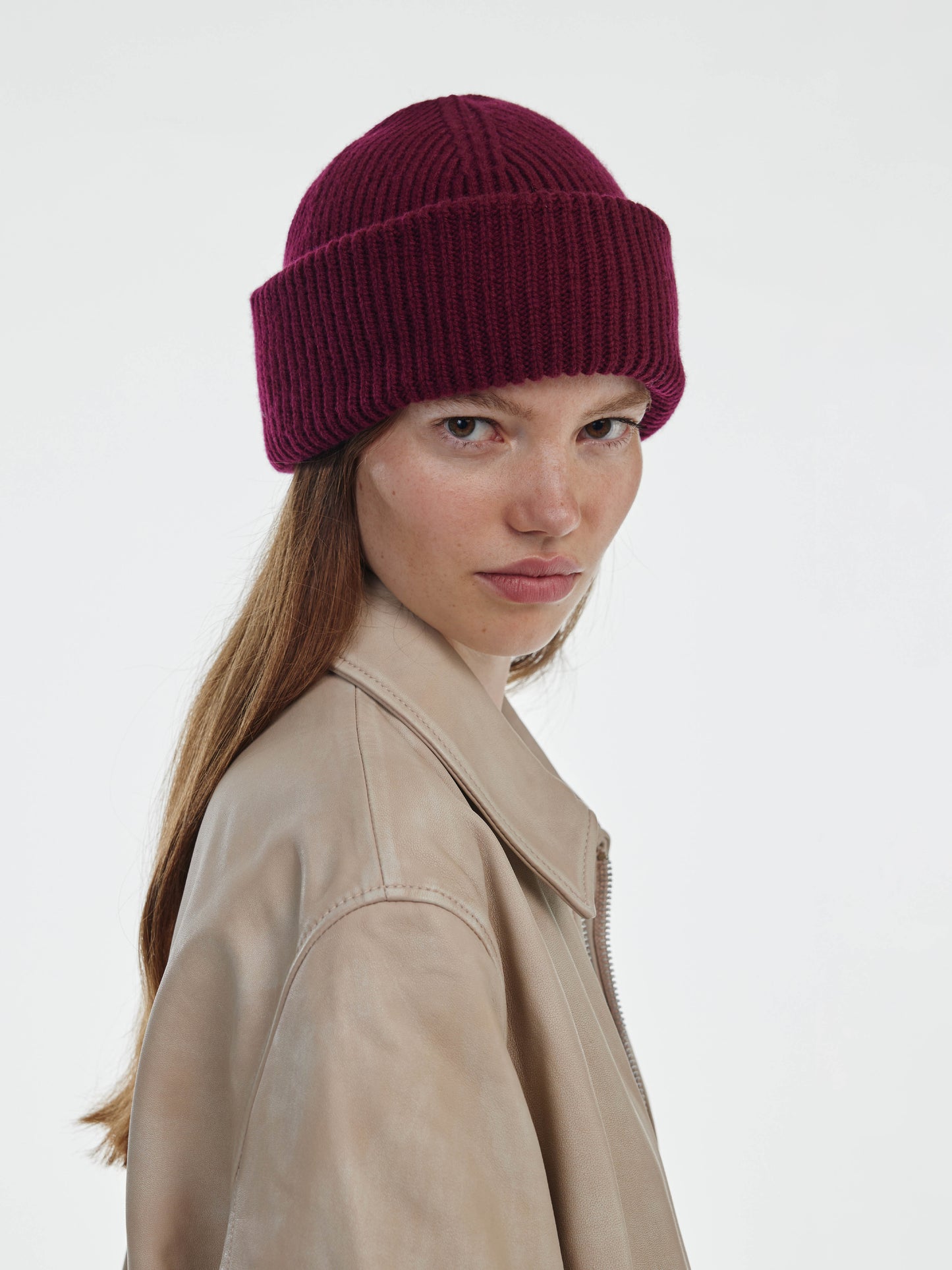 Chunky Soft Wool Beanie Hat - Burgundy
