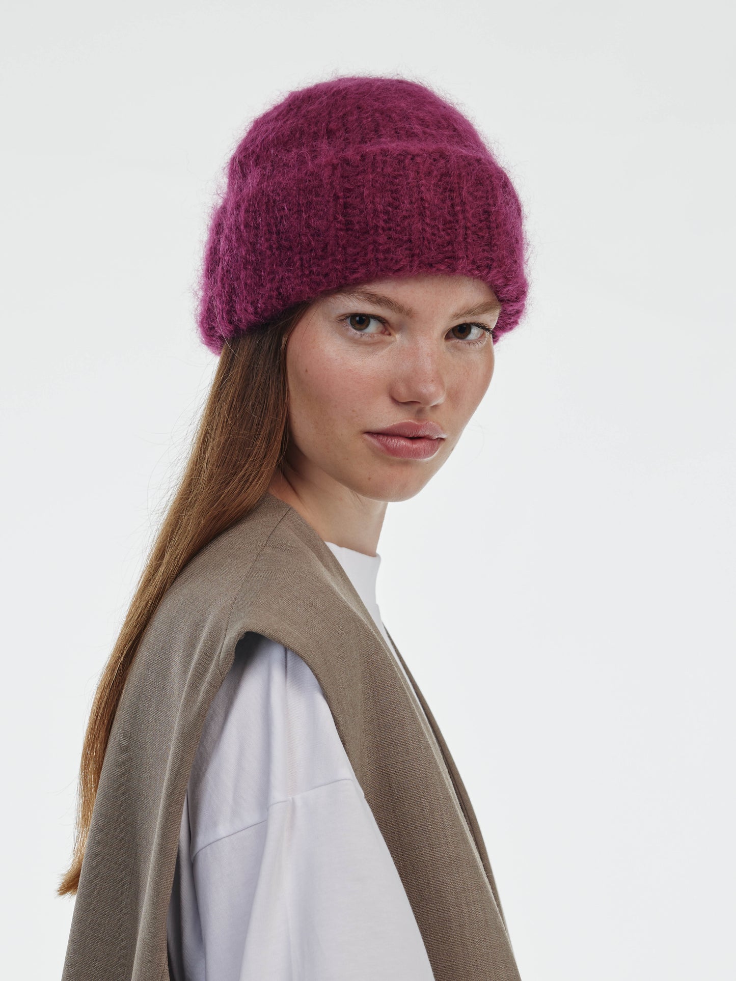 Brushed Mohair-Wool Beanie Hat - Burgundy