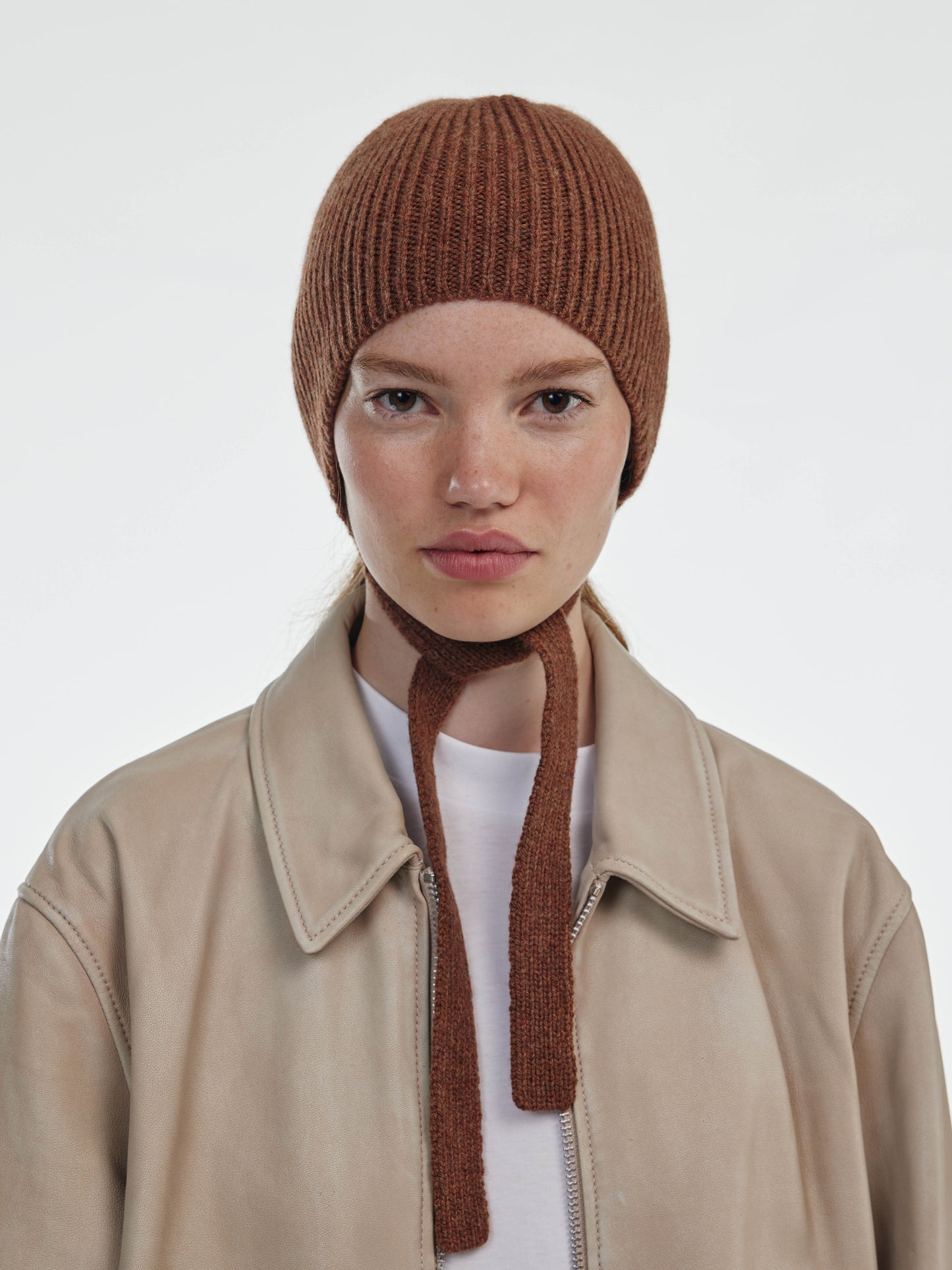 Soft Wool Tied Bonnet Hat - Hazelnut