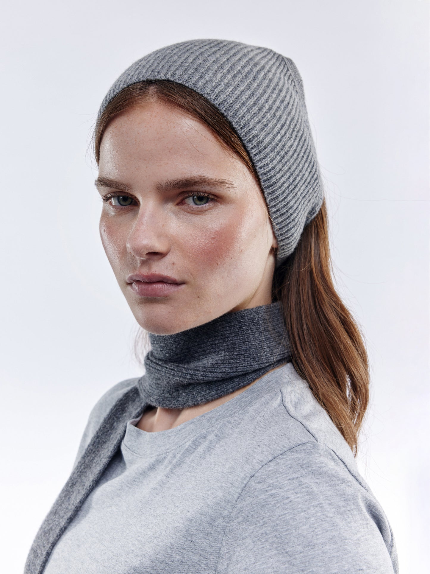 Ribbed Soft Wool Bandana - Light Grey