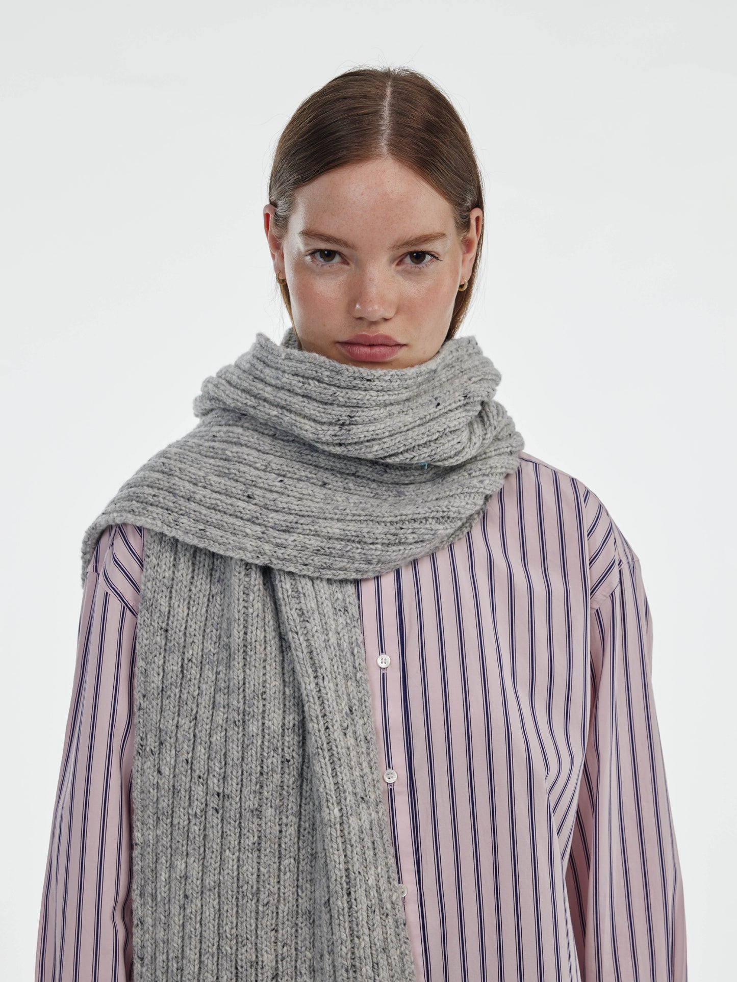 Donegal Chunky Ribbed Wool Scarf - Grey