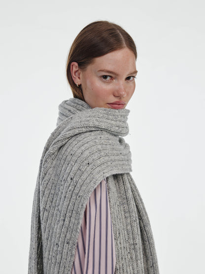 Donegal Chunky Ribbed Wool Scarf - Grey