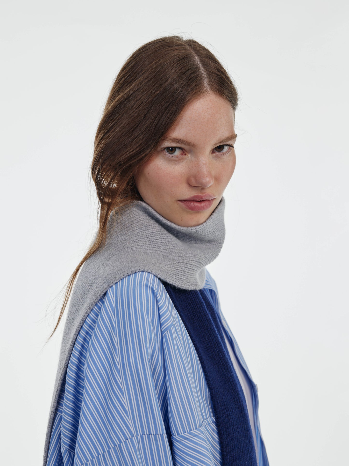 Blocked Soft Wool Scarf - Navy/Light Grey