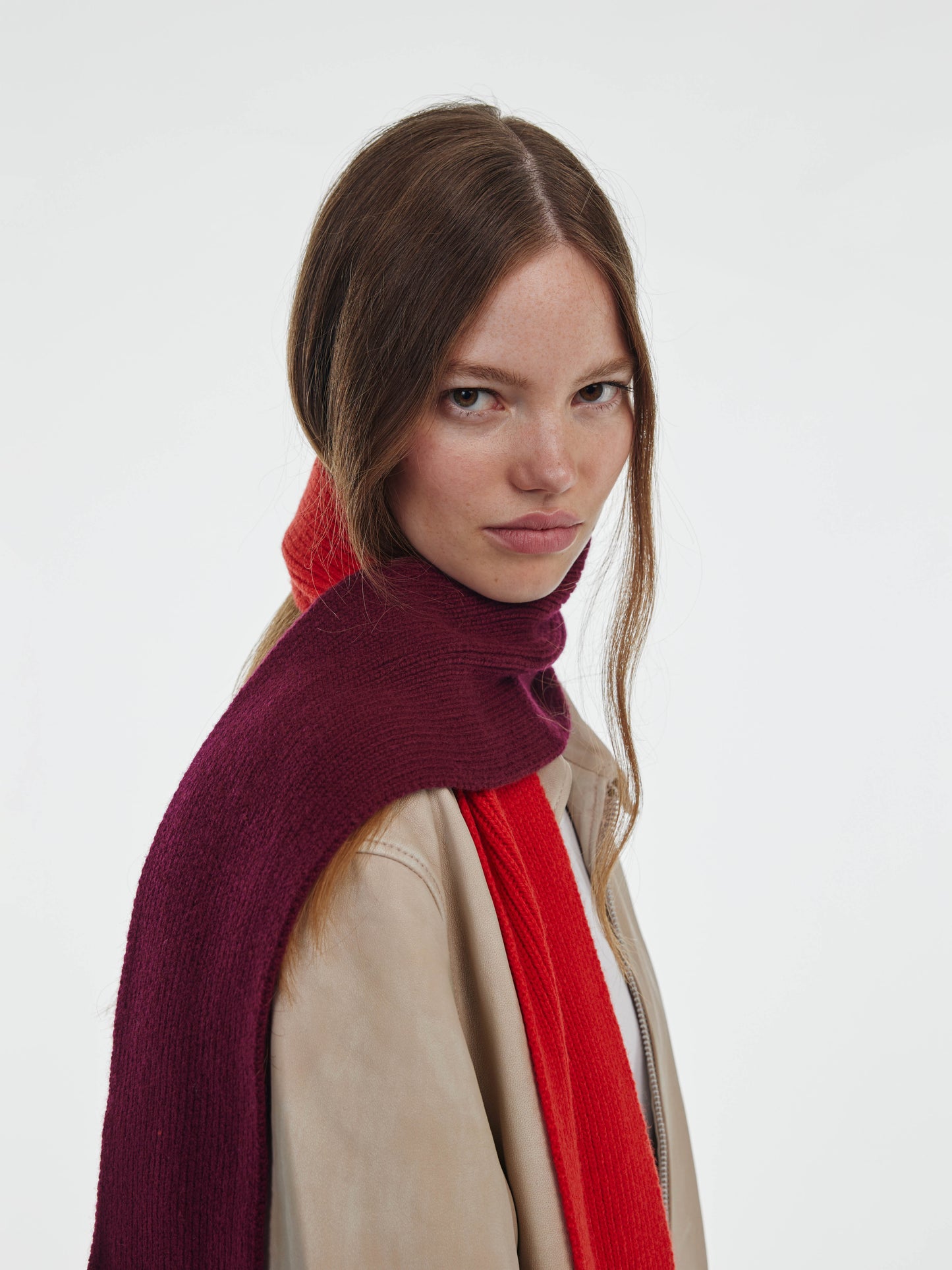 Blocked Soft Wool Scarf - Red/Burgundy