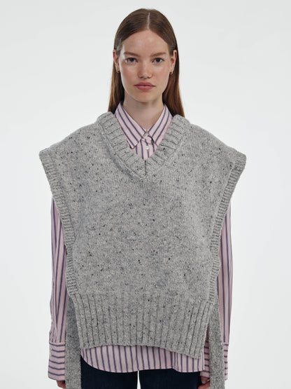 Donegal V-Neck Tied Wool Vest - Grey