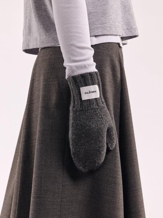 Oversized Wool Mittens - Dark Grey