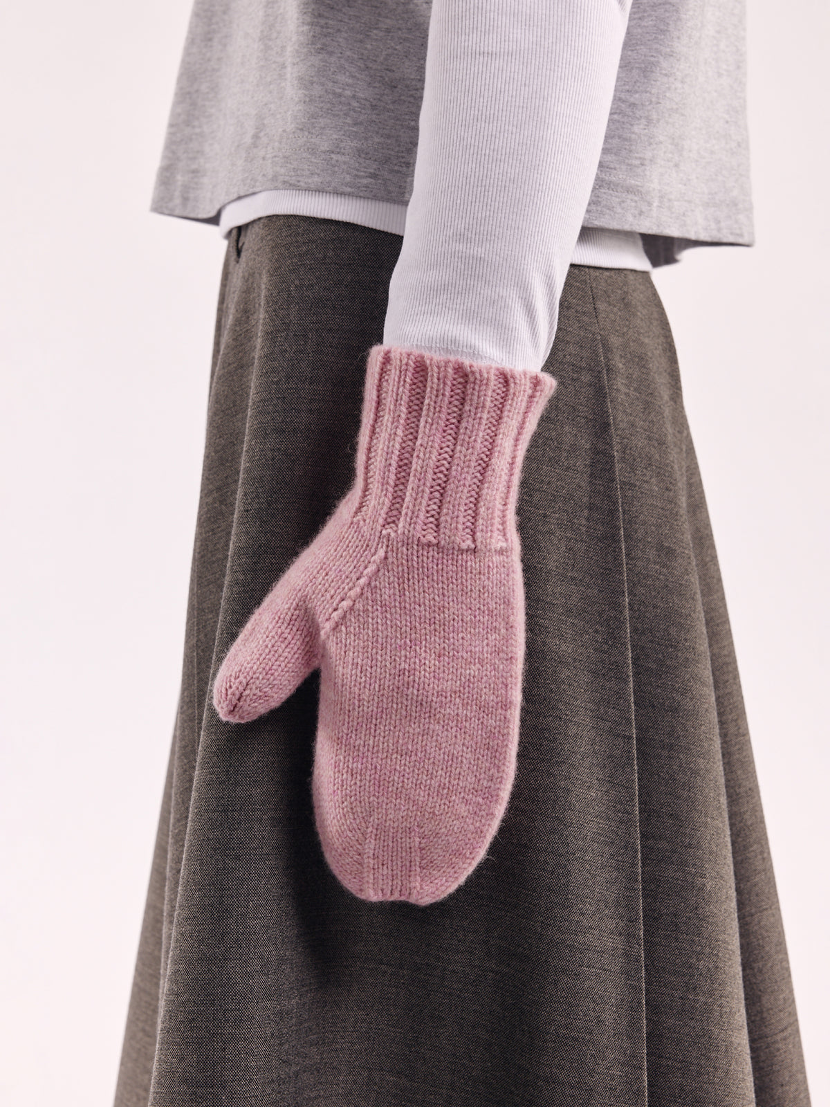 Oversized Wool Mittens - Rose