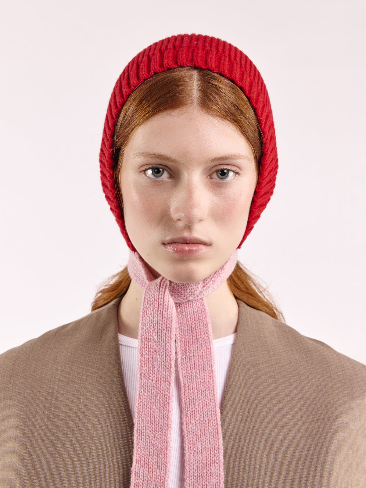 Wool Tied Hood - Red/Rose