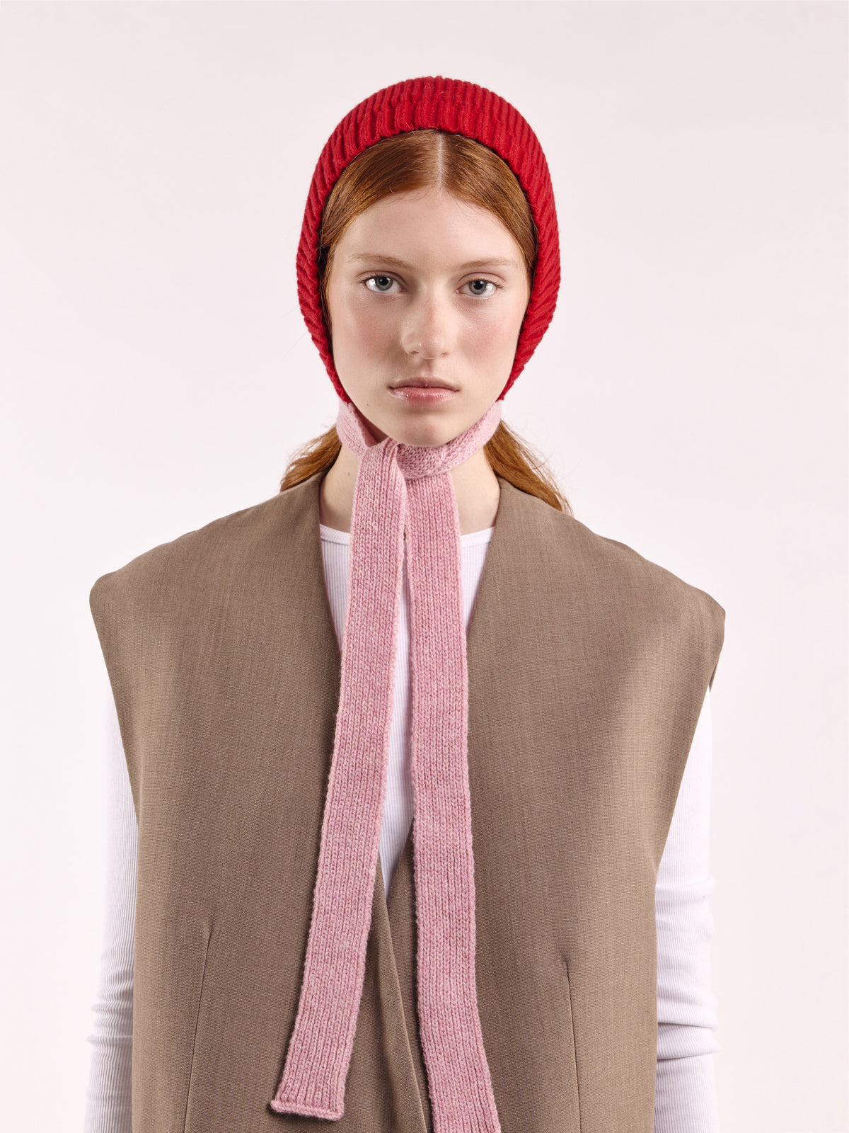 Wool Tied Hood - Red/Rose